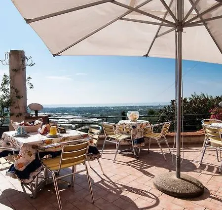 Alojamento de Acomodação e Pequeno-almoço C'era Volta Terracina