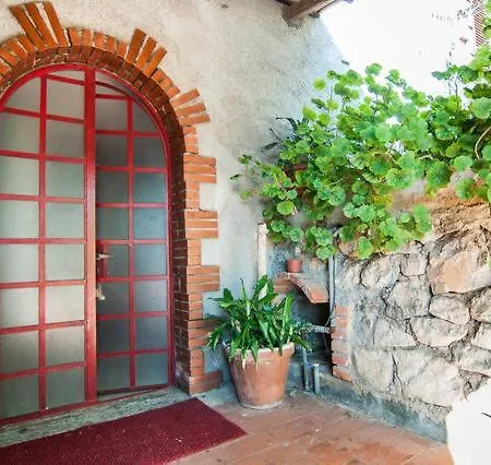 Alojamento de Acomodação e Pequeno-almoço C'era Volta