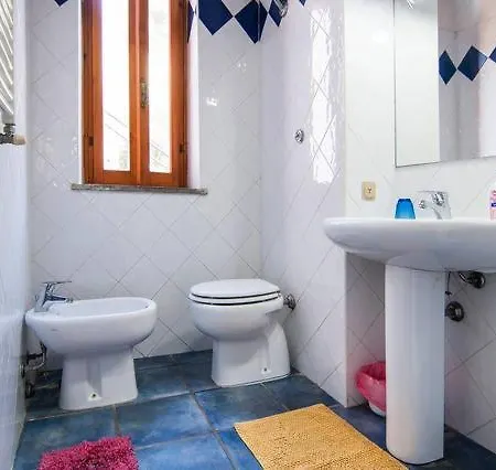 Alojamento de Acomodação e Pequeno-almoço C'era Volta Terracina